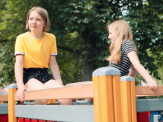 Krakow FF Docs to Start: Girls’ Stories by Aga Borzym