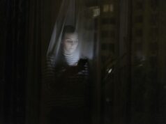 DOK Preview Germany: Lights (WT) by Mila Teshaieva, Marcus Lenz