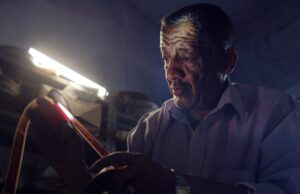 Doclisboa Int’l Comp review: Cinema Kawakeb by Mahmoud Massad